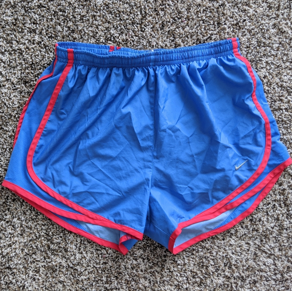 Nike Tempo Women's Shorts
